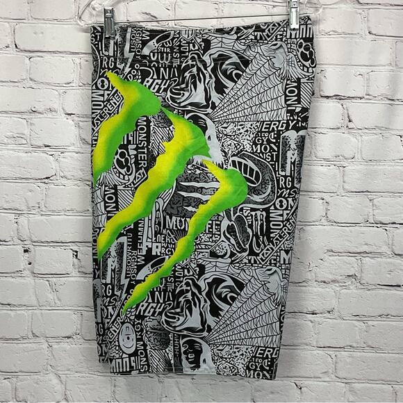 Rare Monster Energy Drink Board Shorts Men's Size 36 Black/Green Heebie Jeebies - Picture 1 of 11